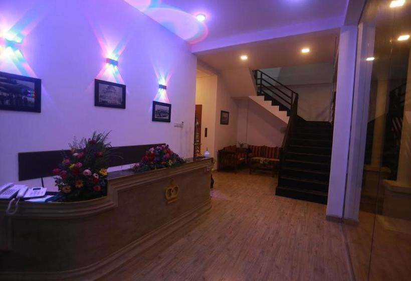 Kings Gate Airport Transit Hotel Katunayake Exterior photo